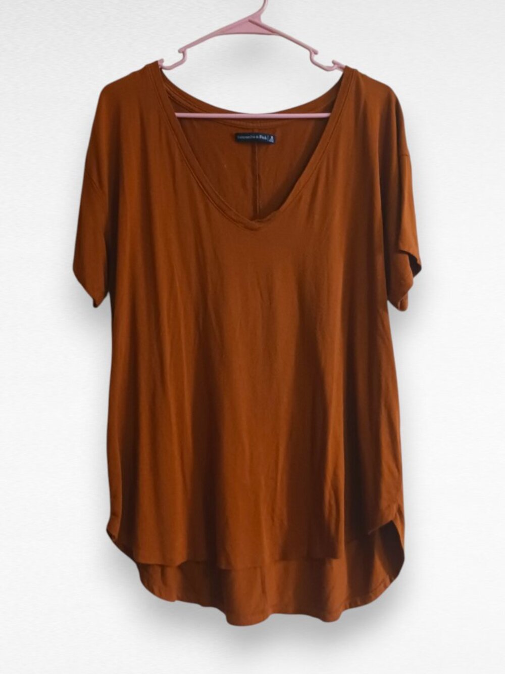 A&F Burnt Rust V-neck Tee